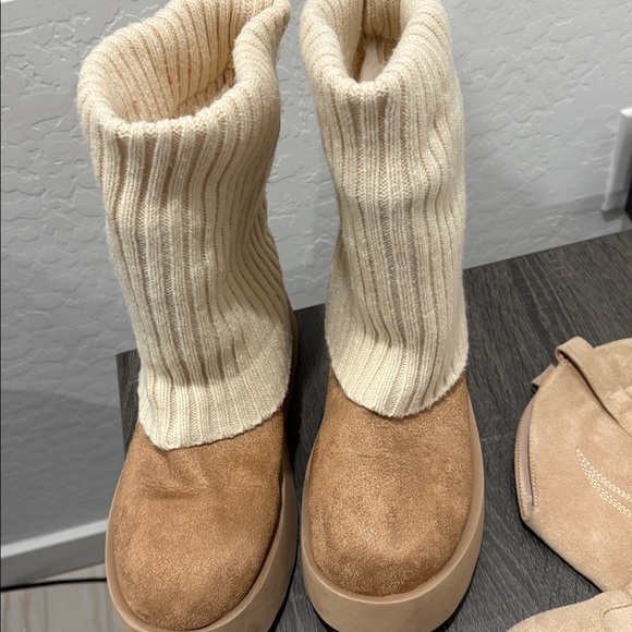 2 pairs of  beige Boots No Boundary both size 8 - Picture 3 of 7